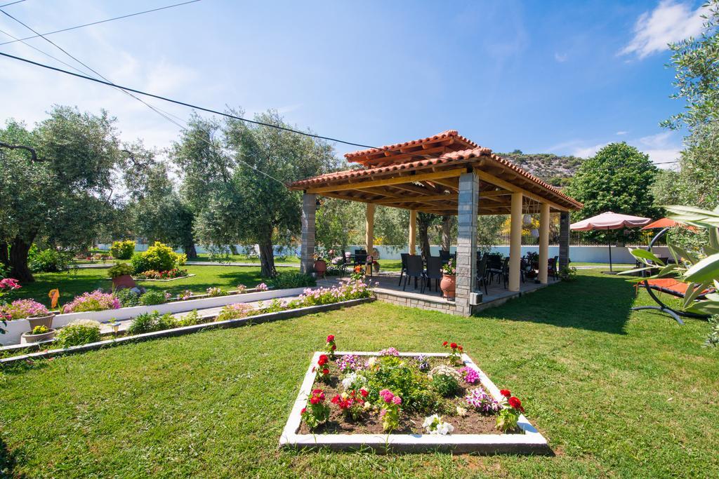 Pension Maria Astris Esterno foto